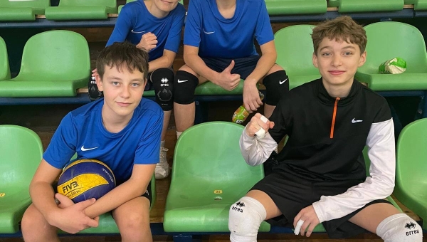 Turniej Mikołajkowy w piłce siatkowej