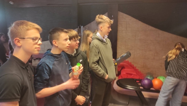 Klasa 7 w kręgielni